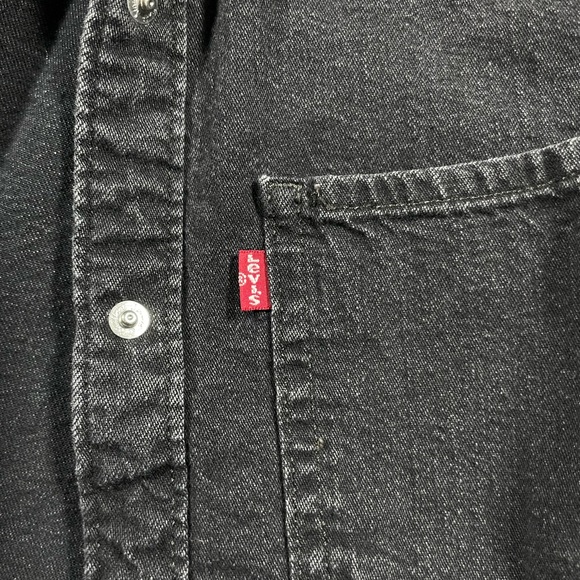 Levi’s Two-Tone Black Denim Snap Shirt XS Oversized Western - Picture 8 of 11